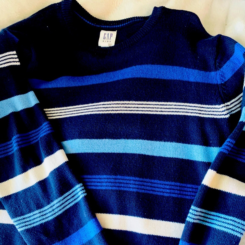 Long sleeve sweater